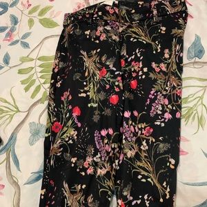 Brand new H&M pants never wore them.